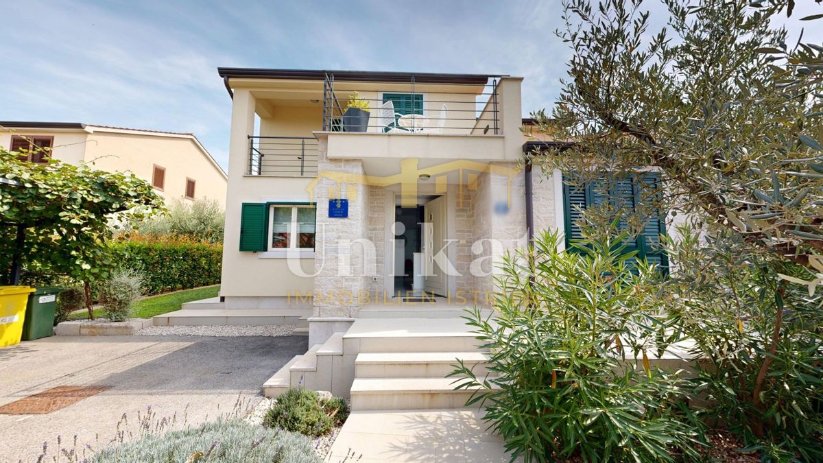 Splendida doppia con piscina